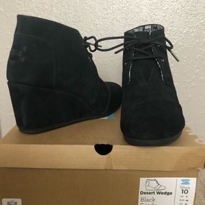 TOMS Wedge Booties Black